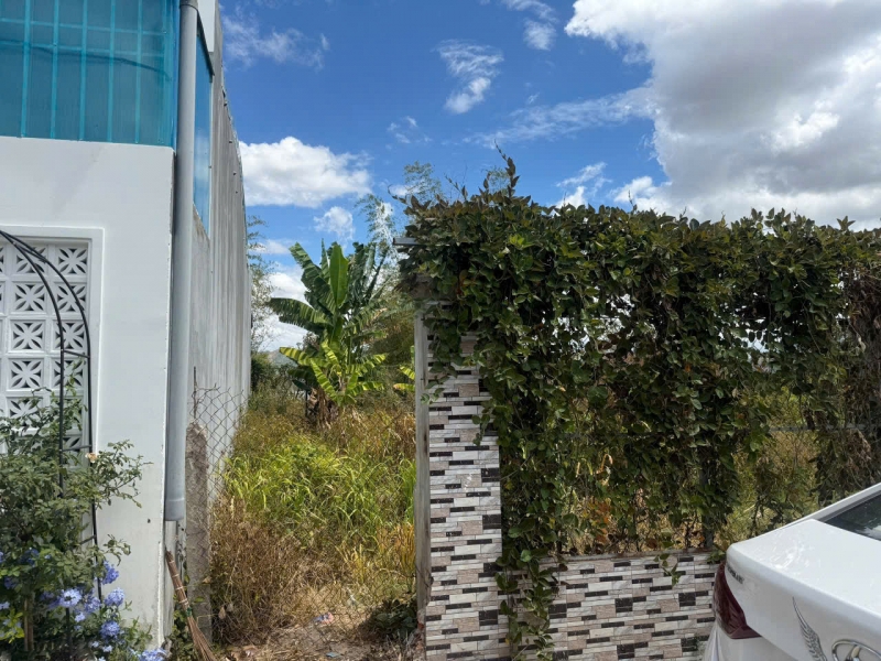 Bán đất hẻm Đào Duy Từ nối dài