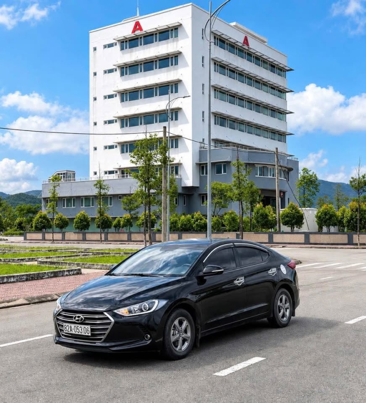 Bán xe Huyndai Elantra